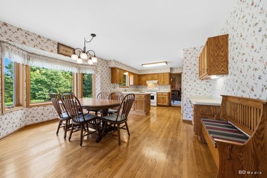 Welcome to this meticulously maintained Gallagher & Henry - photo 11