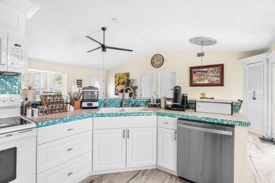 This beautifully remodeled house is ready for you to call it - photo 14