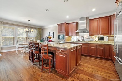 Experience luxurious, easy resort-style living at Westhampton - photo 5