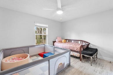 This beautifully remodeled house is ready for you to call it - photo 18