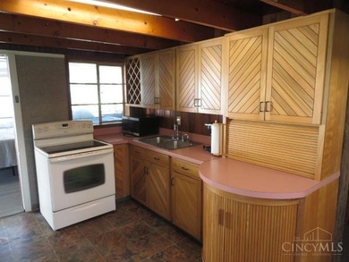 Rocky Fork Lake! Cozy lakefront 3BR, 2BA lake cottage on full - photo 23