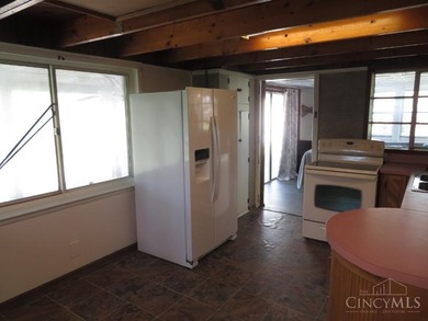 Rocky Fork Lake! Cozy lakefront 3BR, 2BA lake cottage on full - photo 25