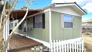 This property offers endless potential as a personal retreat - photo 3