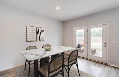 This Starling Plan has a master on the main with an additional - photo 8