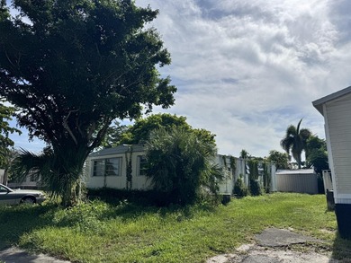Investor/Handyman/Tear Down Special sold AS-IS in Boca Raton! - photo 2