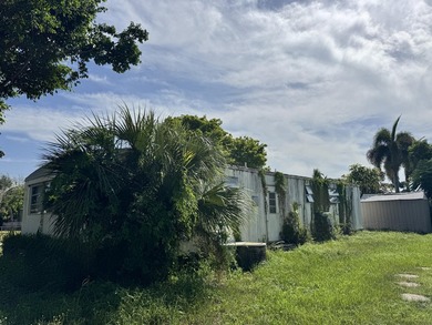 Investor/Handyman/Tear Down Special sold AS-IS in Boca Raton! - photo 3