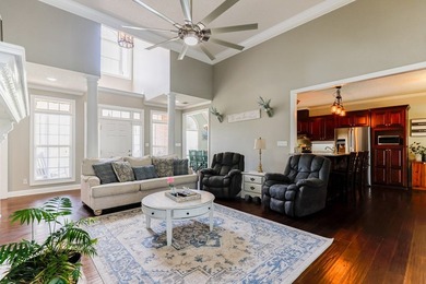 Welcome home to this beautifully maintained 4 bedroom,2 bath - photo 9