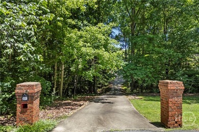 Looking for Oconee County Schools with convenience to - photo 2