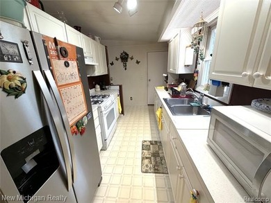 This spacious ranch offers a rare opportunity to enjoy lake - photo 15