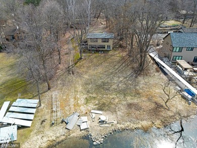 Charming Lake Sylvia Cottage, nestled on the scenic shores of - photo 27
