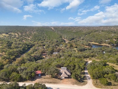 Welcome to 211 Crestview in Burnet, TX Charming, move-in ready - photo 28