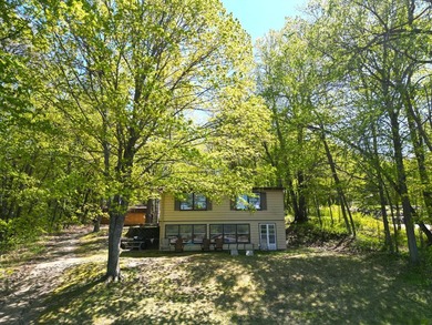 Charming Lake Sylvia Cottage, nestled on the scenic shores of - photo 30