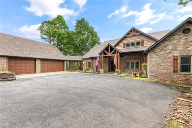 Close to Beaver Lake and Rocky Branch Marina, only 15 minutes to - photo 3