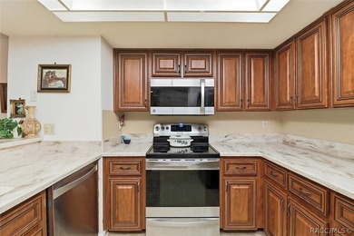 Welcome to easy, maintenance-free living in desirable Cypress - photo 7