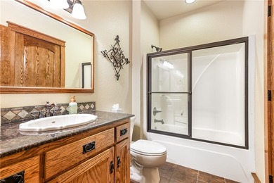 Close to Beaver Lake and Rocky Branch Marina, only 15 minutes to - photo 10