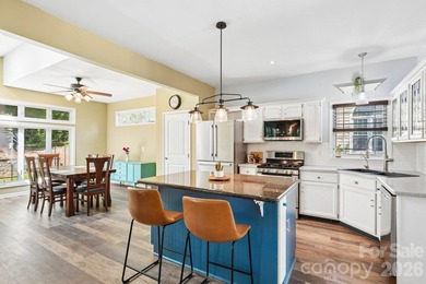 Enjoy Lake Norman living this summer! This move-in ready - photo 11