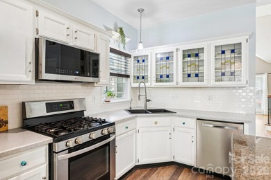 Enjoy Lake Norman living this summer! This move-in ready - photo 12