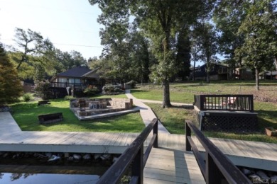 FULLY FURNISHED 1,968+/- SF 3 Bedroom, 2 Bath Home on Lake - photo 13