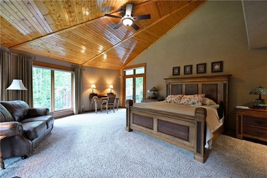 Northwoods Estate-Lake Namakagon. This 5BD, 8,500+ sqft - photo 19