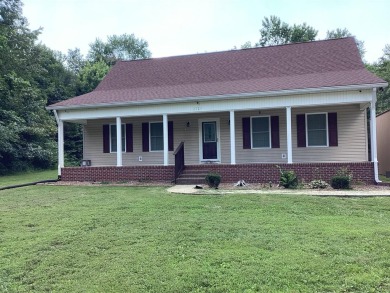 Lake Home For Sale in Russellville, Kentucky