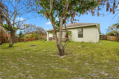 Welcome to this well maintained 4 bedroom, 3 bathroom home - photo 22