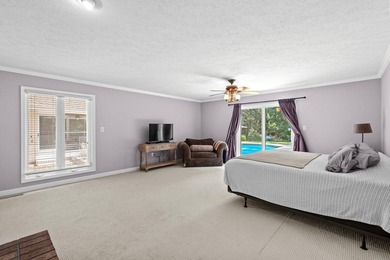 Located less than 2 miles from the ocean, this 3-bedroom, 2.5 - photo 23