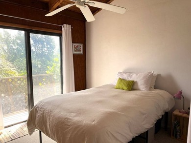 Rental potential. This is a stilt duplex with 2 bedrooms / one - photo 24