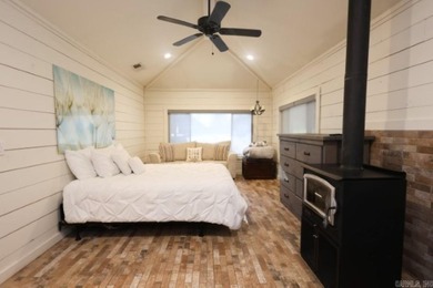 FULLY FURNISHED 1,968+/- SF 3 Bedroom, 2 Bath Home on Lake - photo 26