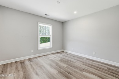 Exceptional 3-bedroom, 2.5-bath home built by respected builder - photo 27