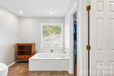 Enjoy Lake Norman living this summer! This move-in ready - photo 27