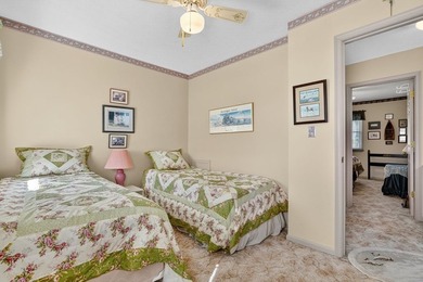 MOTIVATED SELLERS- BRING OFFERS-Back on the market-no fault of - photo 27