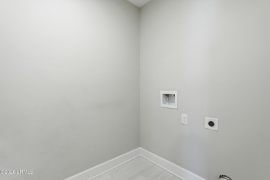 Exceptional 3-bedroom, 2.5-bath home built by respected builder - photo 30