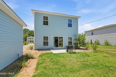 Exceptional 3-bedroom, 2.5-bath home built by respected builder - photo 31