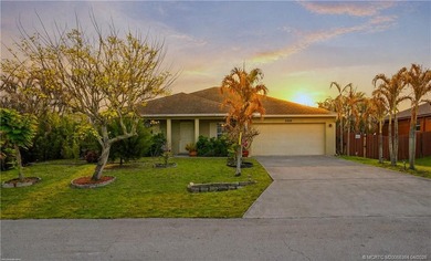 Welcome to this well maintained 4 bedroom, 3 bathroom home - photo 31
