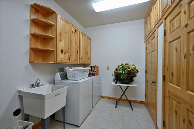 Northwoods Estate-Lake Namakagon. This 5BD, 8,500+ sqft - photo 41