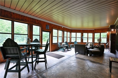 Northwoods Estate-Lake Namakagon. This 5BD, 8,500+ sqft - photo 43