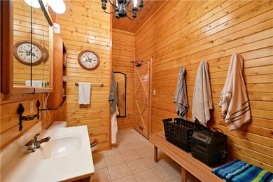 Northwoods Estate-Lake Namakagon. This 5BD, 8,500+ sqft - photo 50