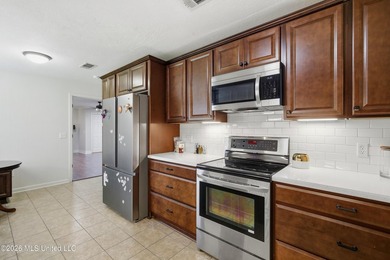 This one is a slam dunk! Ideally located just 0.2 miles from - photo 7