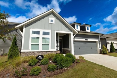 Looper Lake Home For Sale in Flowery Branch Georgia