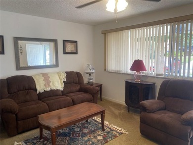 Cute 2 bedroom home in Oak Run is super neat and clean, and it's - photo 12