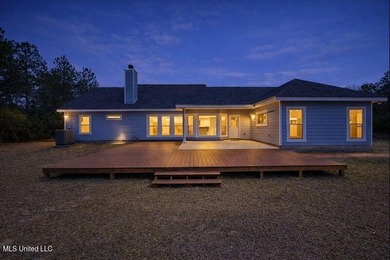 Welcome to your own private retreat. This 2,300+ square foot - photo 21