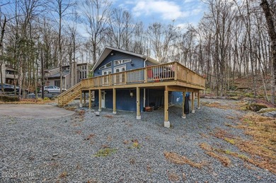 Beautifully Updated Home in The Hideout - North Section - photo 3