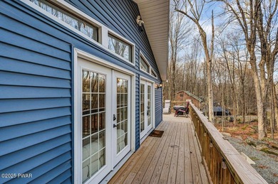 Beautifully Updated Home in The Hideout - North Section - photo 6