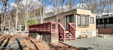 Lake Adventure Home For Sale in Milford Pennsylvania
