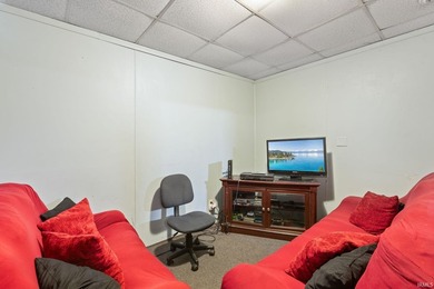 Great opportunity near downtown shopping and restaurants! This - photo 12
