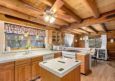 Welcome to Dorn Drive! A Charming Mountain Retreat Just Minutes - photo 22
