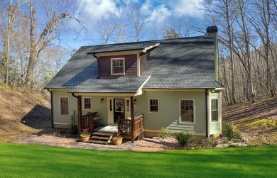 Lake Chatuge Home For Sale in Hayesville North Carolina