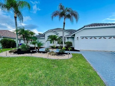 (private lake, pond, coastal) Home For Sale in Boca Raton Florida