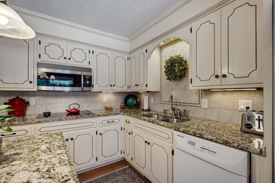 Great price improvement on this all-brick 3-bedroom, 3-bath home - photo 11