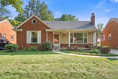 *OFFERS DUE MONDAY, JULY 20 @ NOON* Owned by the same family for - photo 1